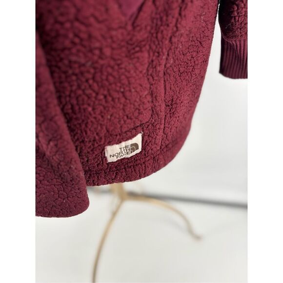 The North Face Campshire Wrap Women’s Medium Large Sherpa Fleece Maroon Jacket - Picture 10 of 12